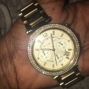 MICHAEL KORS GOLD WATCH